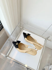 SLINGBACKS 80 MM IN BEIGE CALFSKIN AND BLACK CANVAS