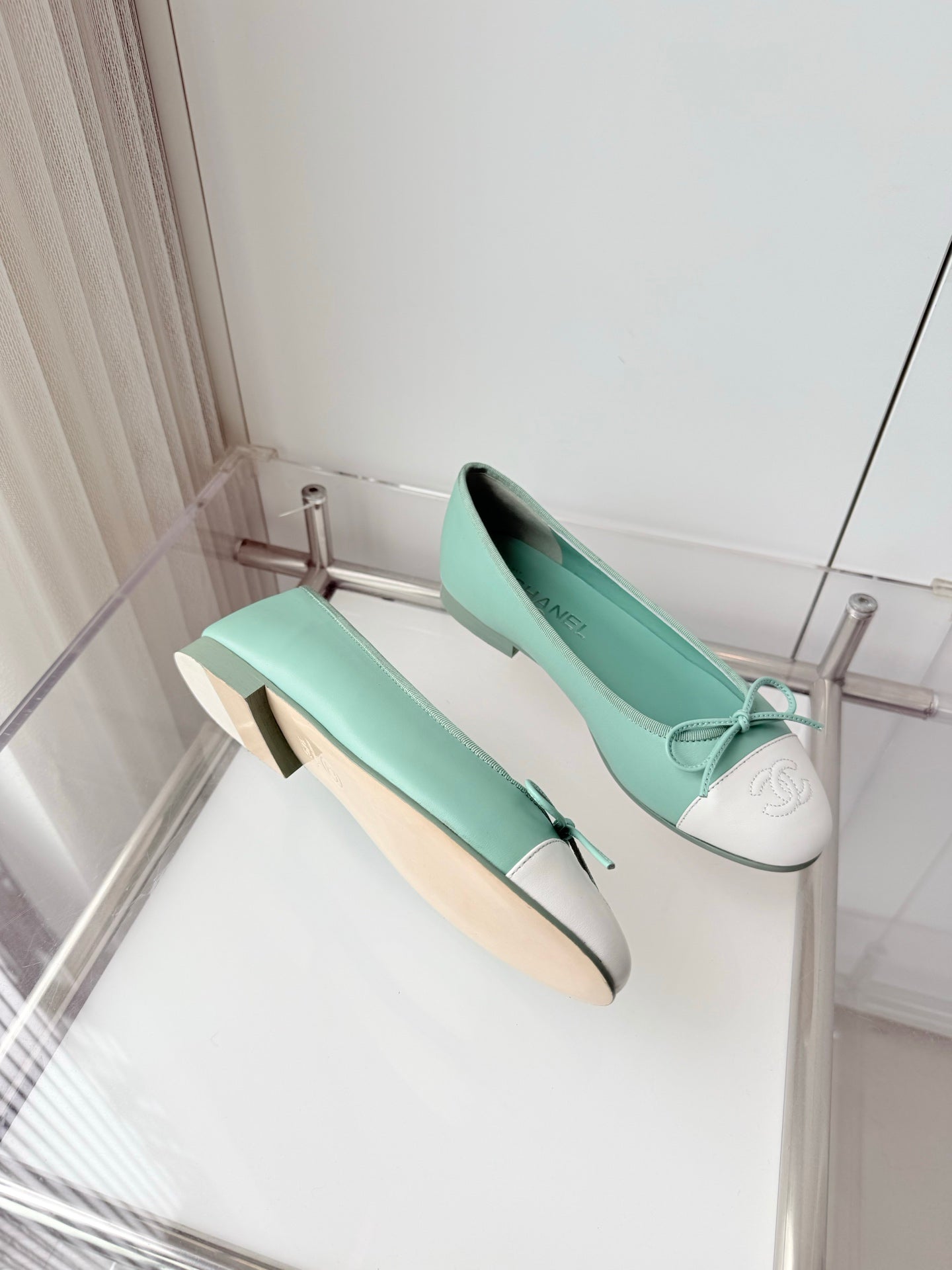 CHANEL 26S BALLET FLATS IN MINT GREEN CALFSKIN WITH WHITE TOE CAP AND BOW