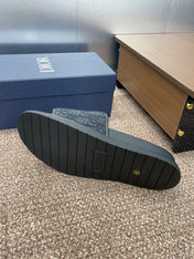 DIOR 25S ALIAS SLIDES IN BLACK CALFSKIN WITH CD OBLIQUE DARK BLUE LOGO