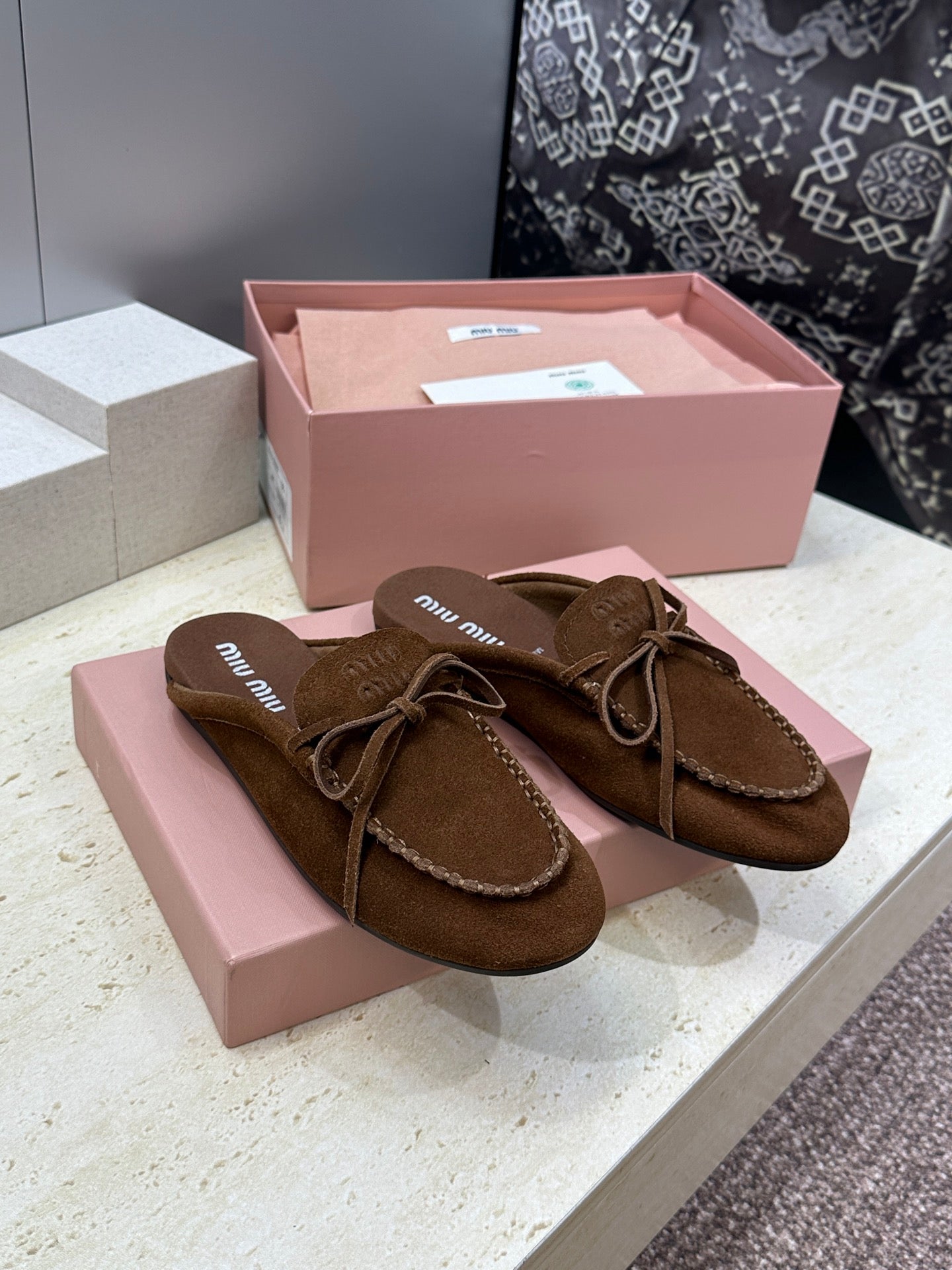 MIUMIU 26S SNEAKER MULES IN DARK BROWN SUEDE WITH BOW