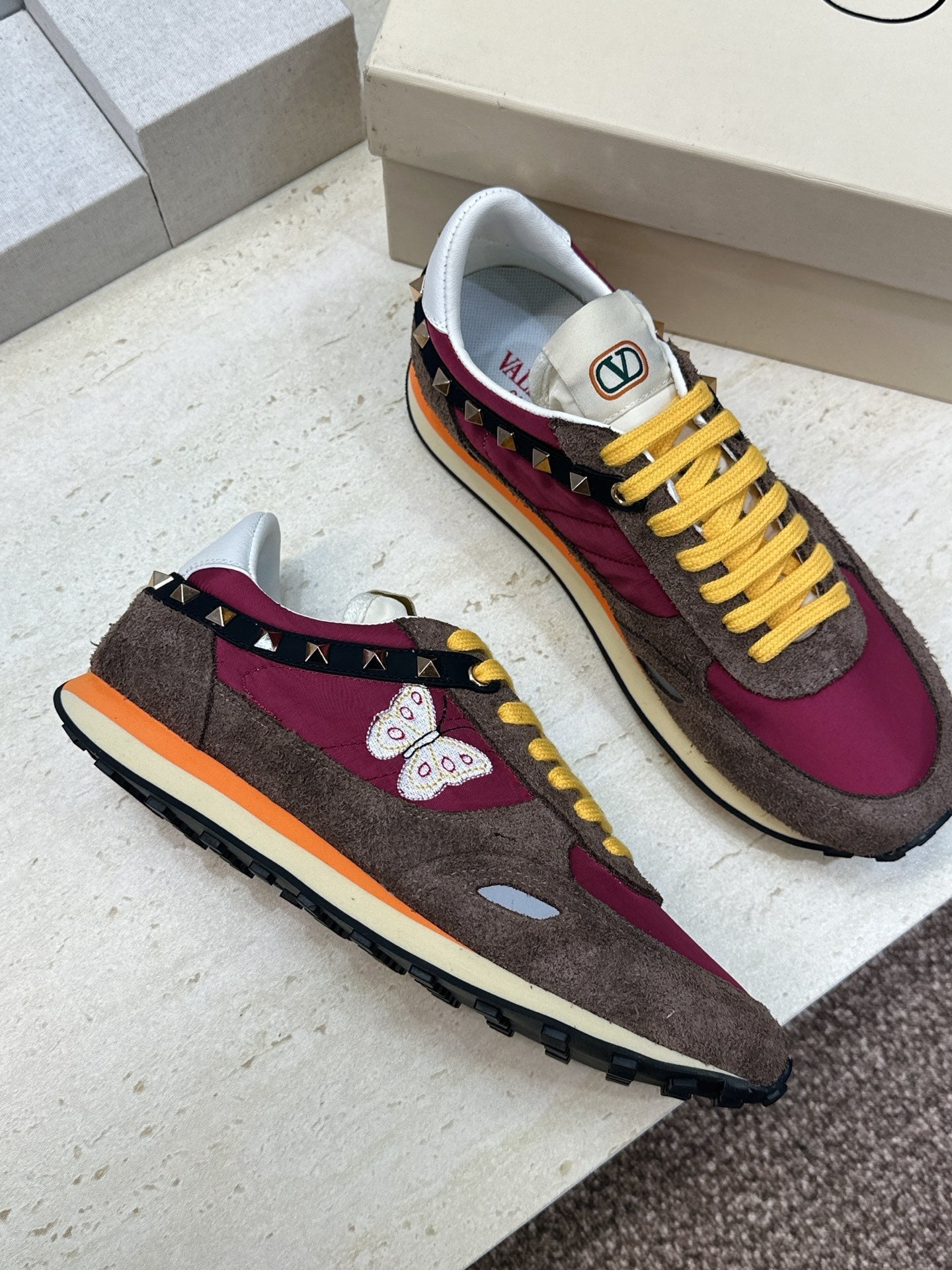 VALENTINO 26S BUTTERFLY EMBROIDERED SNEAKERS IN BROWN SUEDE & RED FABRIC