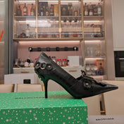 HIGH PUMPS WITH B SILVER BUCKLE IN BLACK CROCODILE PATTERN CALFSKIN