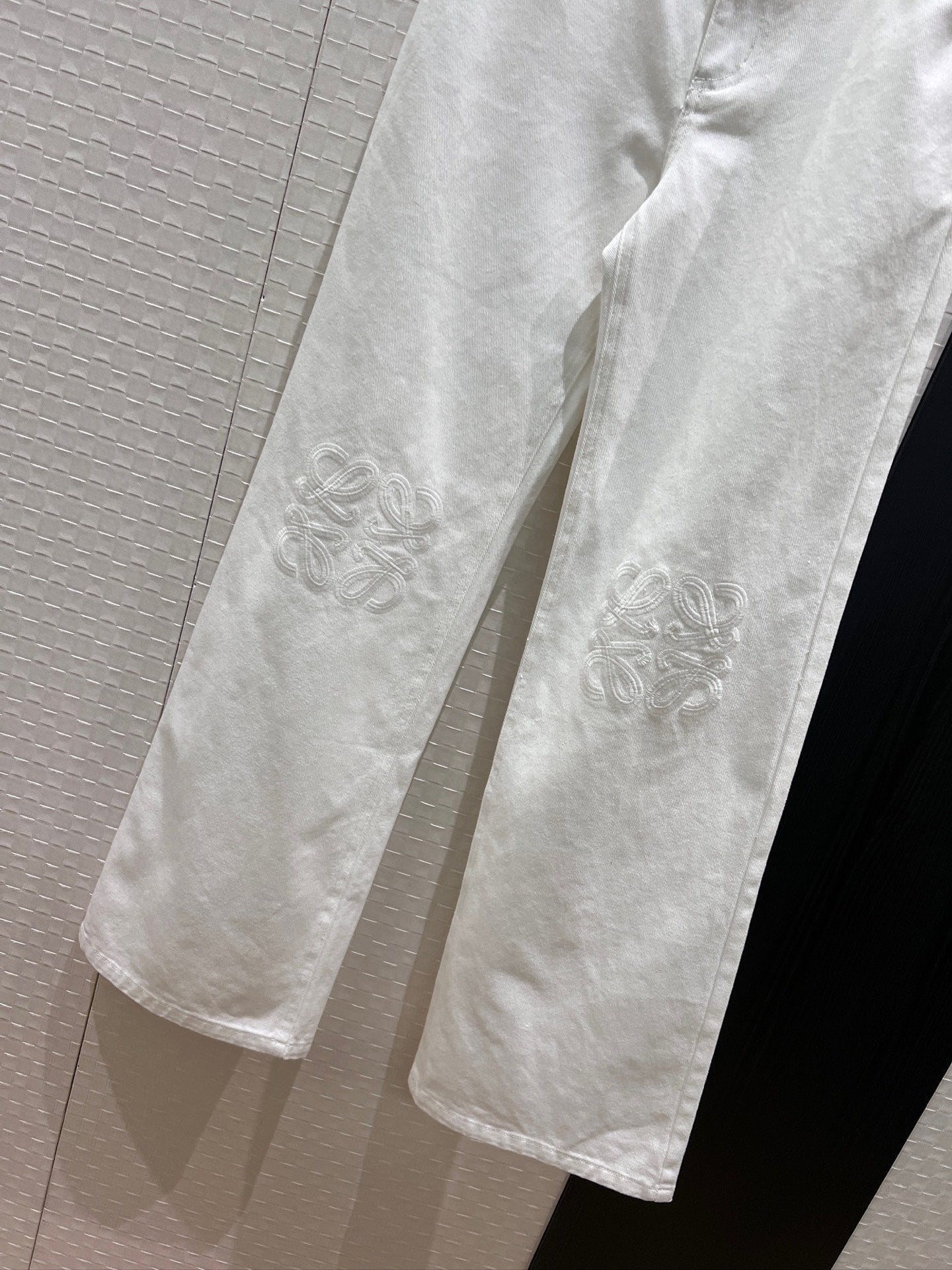 LOEWE 26S WIDE-LEG JEANS 604