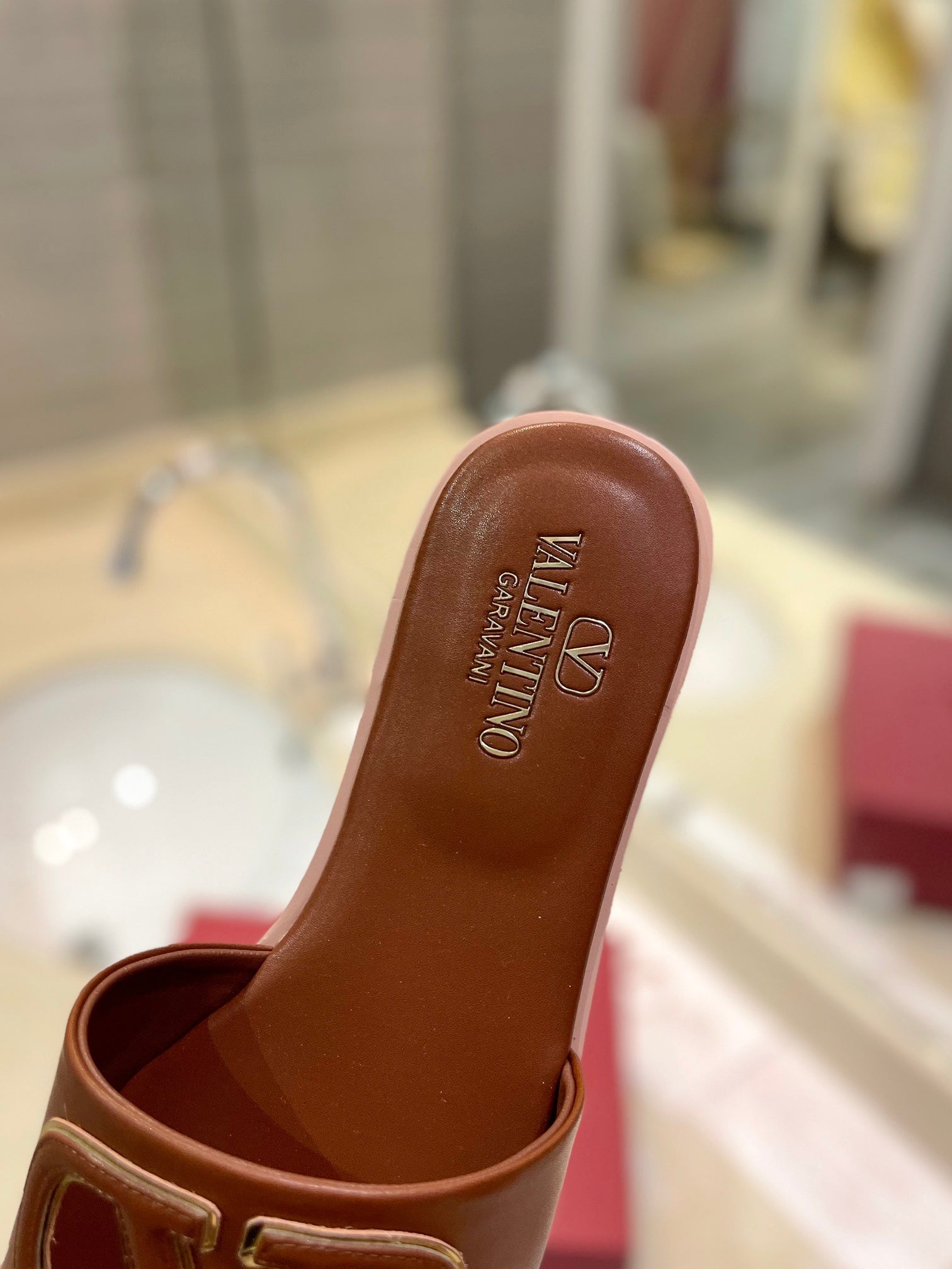 VALENTINO 26S SLIDES IN BROWN CALFSKIN WITH LOGO