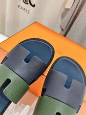 IZMIR SANDAL AEGEAN MIX HUNTER MIX PEACOCK LAMBSKIN