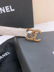 DOUBLE C BELT 20MM IN WHITE CALFSKIN WITH QUILTED STITCHING SPIRAL GOLD BUCKLE