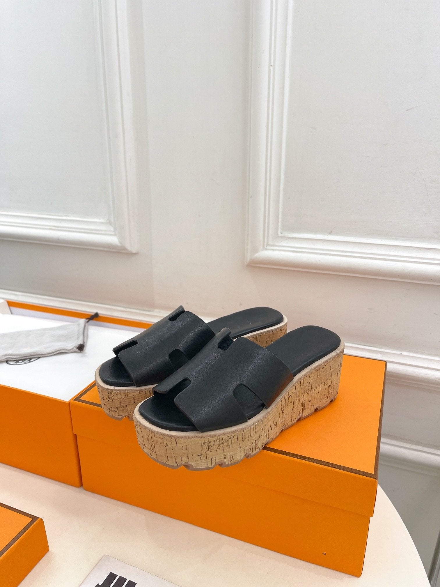 Eze 30 Sandal Black