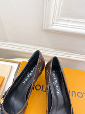 6AM HIGH PUMP 5 CM IN CHOCOLATE BROWN MONOGRAM CALFSKIN