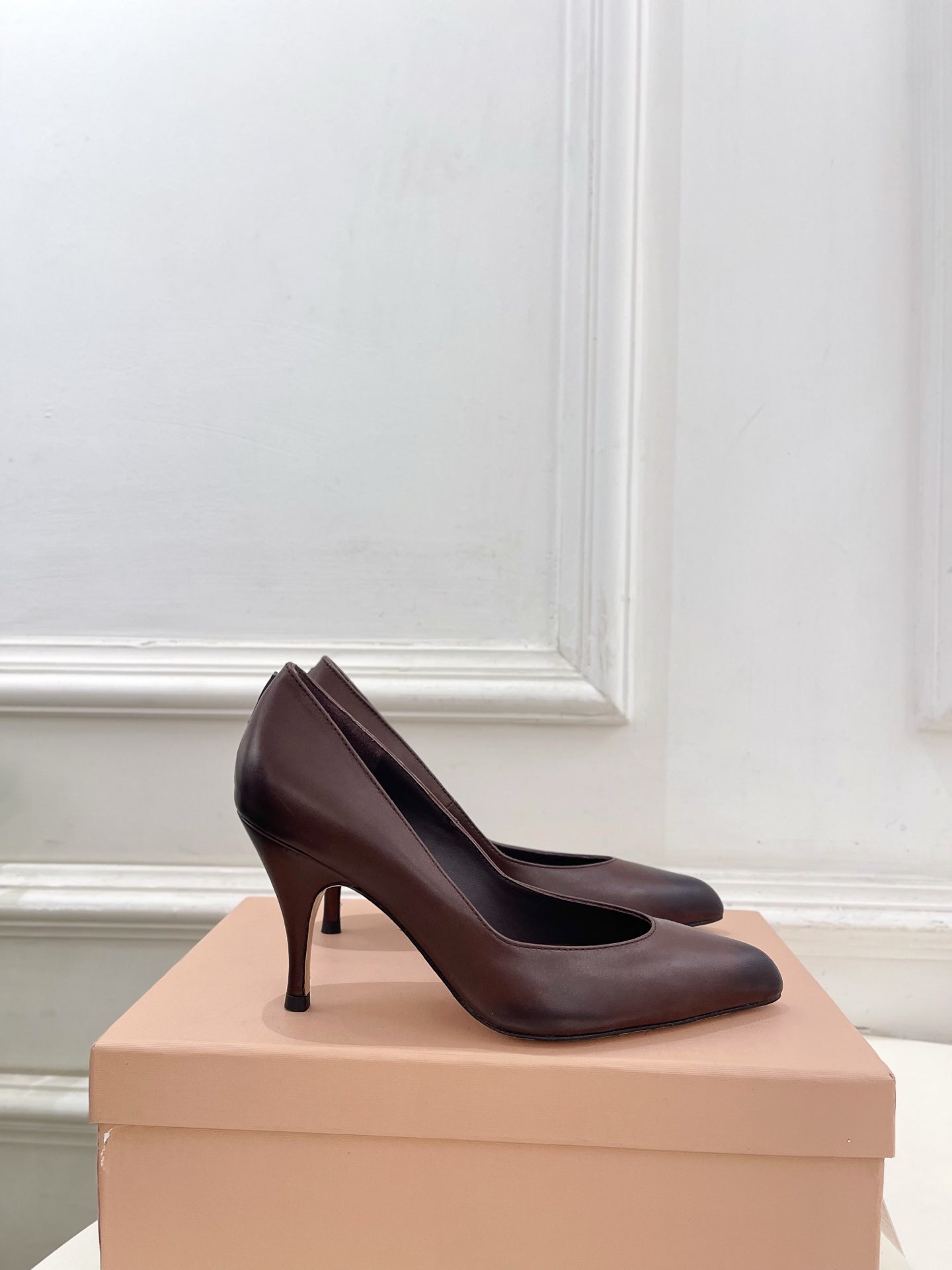 MIUMIU 26S POINTED TOE HIGH HEELS 85MM IN CHOCOLATE BROWN CALFSKIN