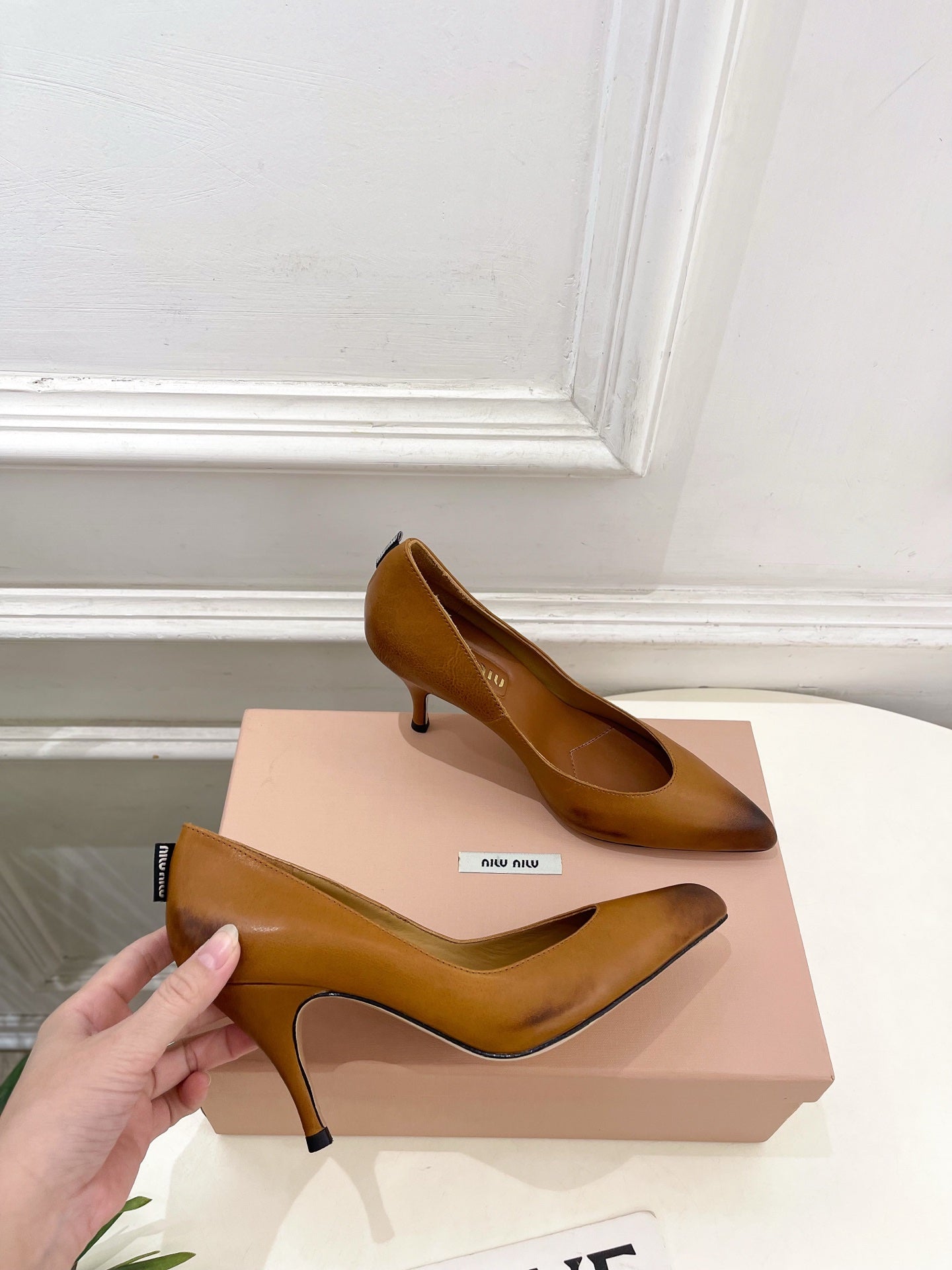 MIUMIU 26S POINTED TOE HIGH HEELS 85MM IN BROWN COGNAC CALFSKIN
