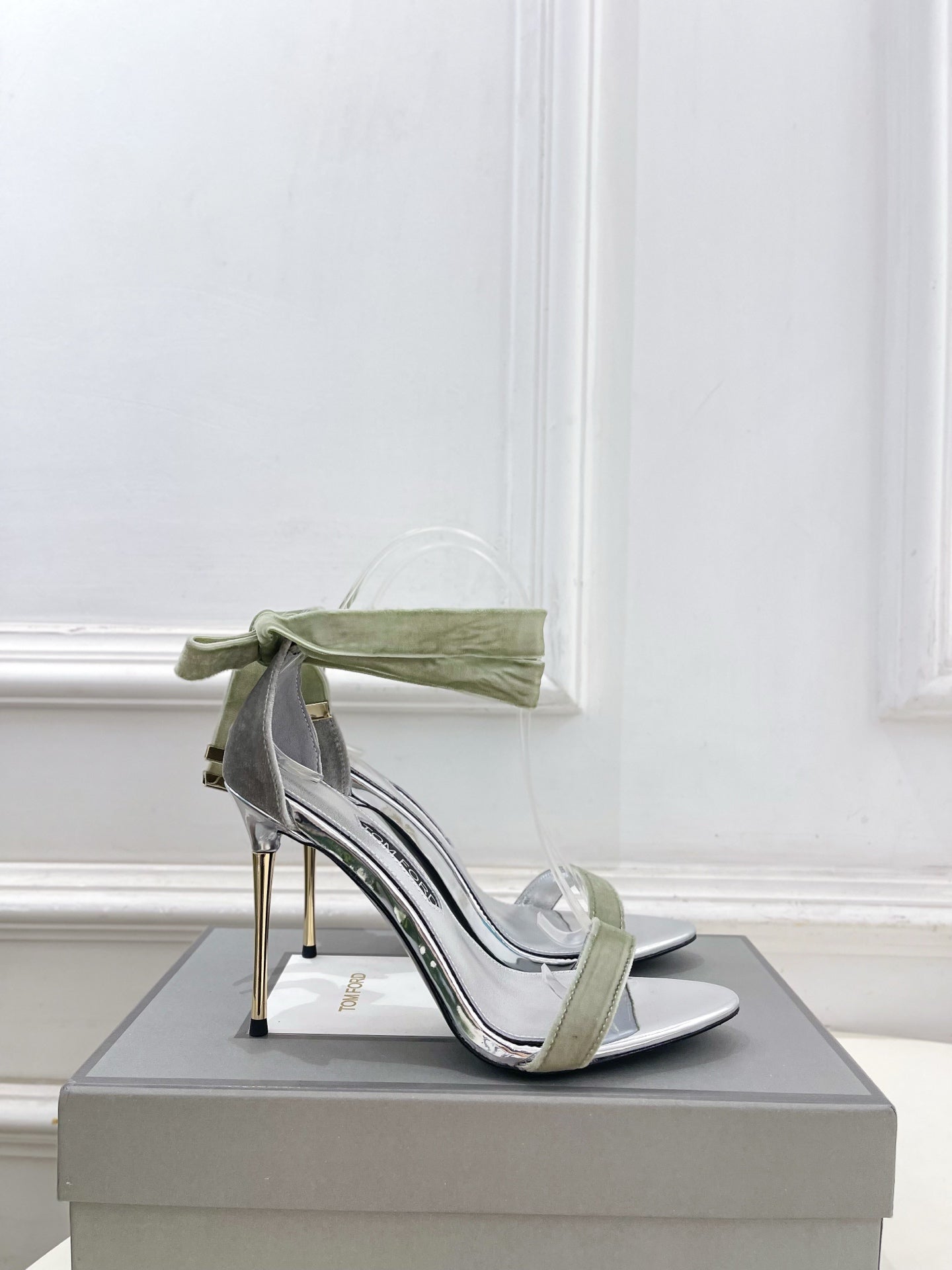 TOM FORD 26S HIGH-HEELED SANDALS 105 MM IN LIGHT GREEN FABRIC AND SILVER CALFSKIN