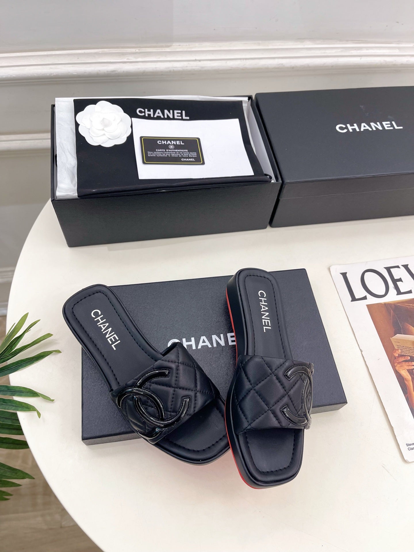 CHANEL 26S FLAT SLIDES IN BLACK LAMBSKIN WITH CC LOGO