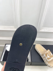 CHANEL 26S SANDALS 35 MM IN BEIGE TWEED