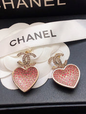 CHANEL 26S DOUBLE C LOGO PINK GRADIENT PAVE CRYSTAL HEART DROP EARRINGS IN GOLD METAL 631079
