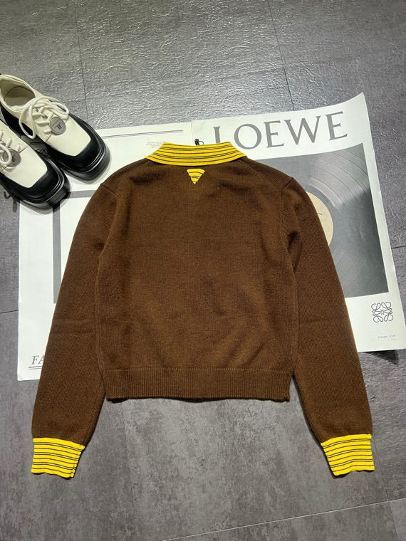 PRADA 26S CARDIGAN 701