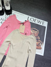 MIUMIU KNIT SWEATER STYLE 543