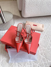 Rockstud Wispy Calfskin Mule 90mm Matte Red